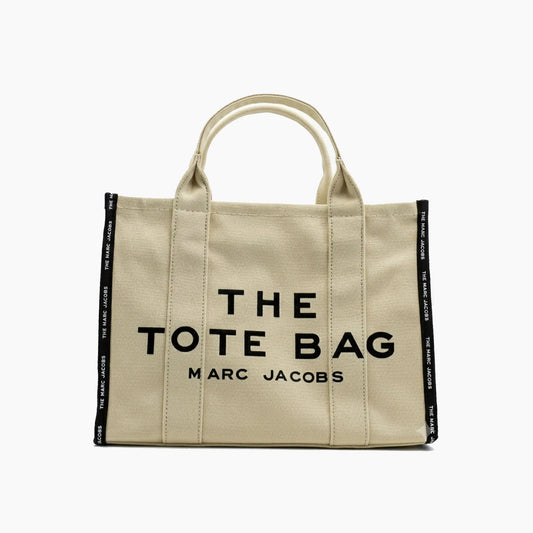 The Tote Bag: Beige avec des détails noirs.