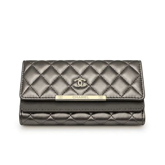 Chanel Pochette matelassée: Argentée