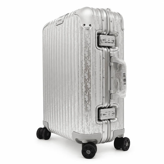 Dior and Rimowa: Gris Argenté